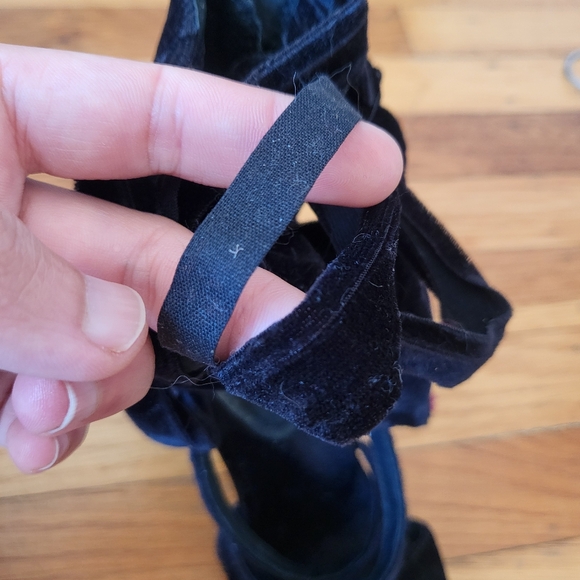 Jeffrey Campbell Faustino Women's Black Velvet Heels Sandal Strappy Bow 8 - Picture 8 of 8